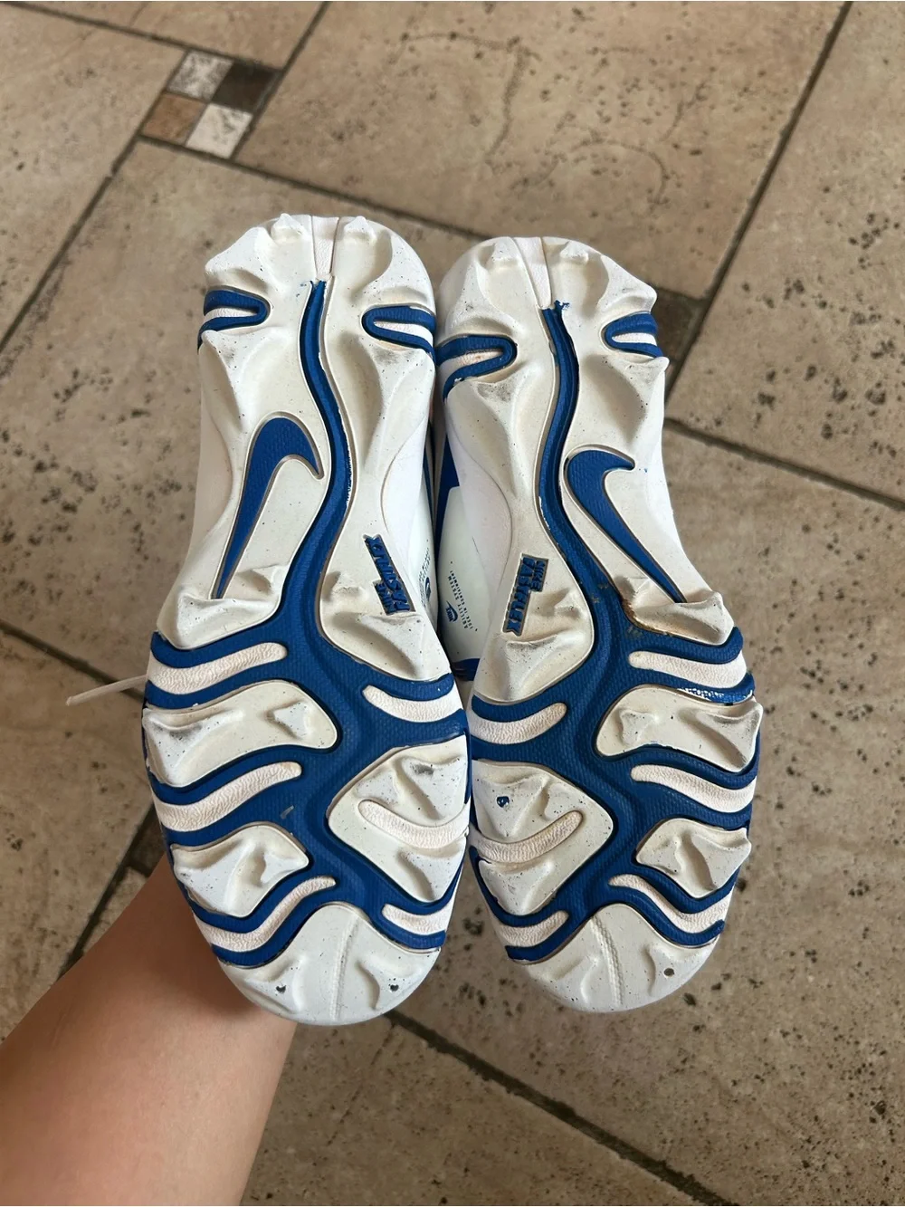 Like new Nike kids soccer cleats size 3